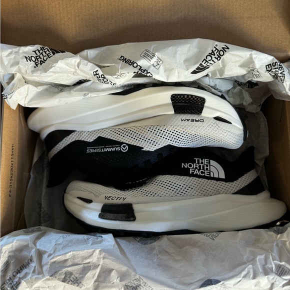 Summit Series VECTIV Pro 2 Trail Run Shoes - Picture 9 of 9